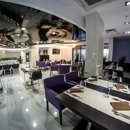 Premier Cuisine - Full Board Üdülőközpont