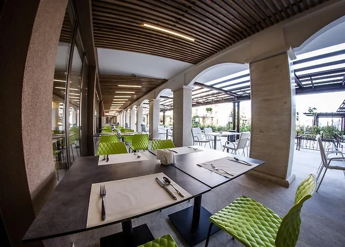 Premier Cuisine - Full Board Slantchev Briag