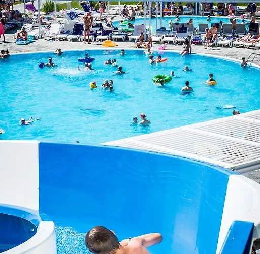 Premier Cuisine - Full Board Station touristique