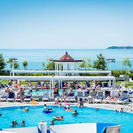 Üdülőközpont Premier Cuisine - Full Board