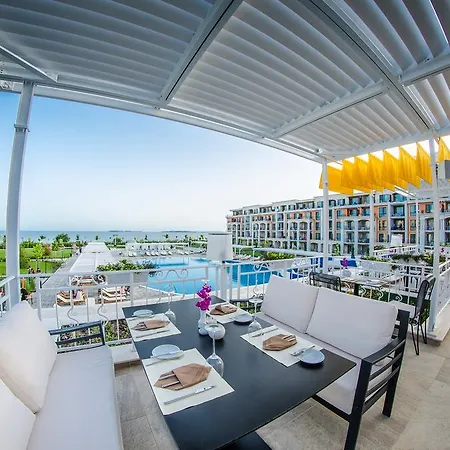 Semesteranläggning (resort) Premier Cuisine - Full Board